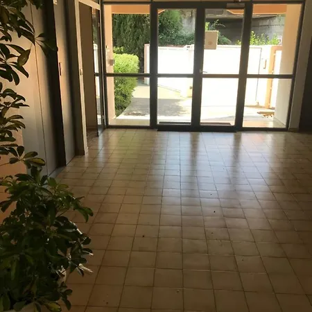 Apartman Joli Avec Jardinet