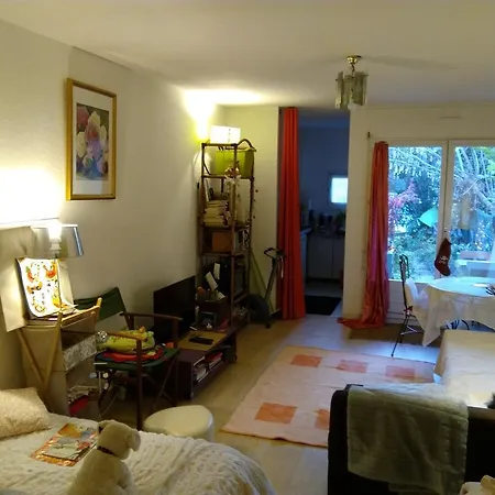 Apartman Joli Avec Jardinet Avignon